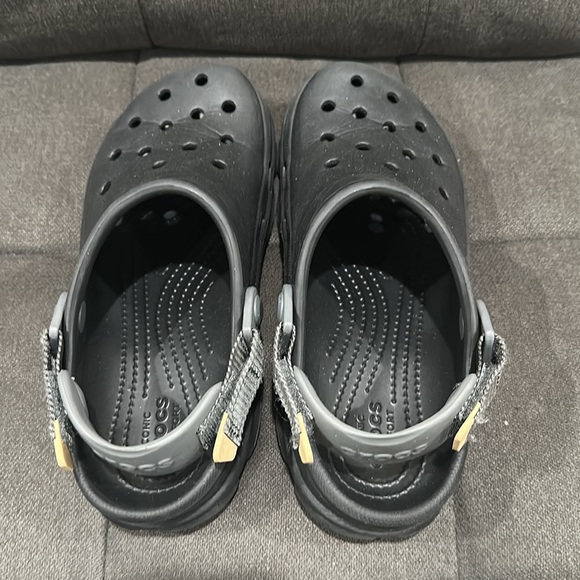 Crocs Kids Black Clogs size 6 - Picture 3 of 5